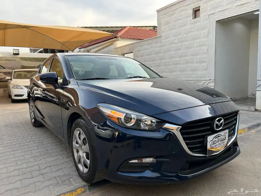 مازدا3 2019 نظيف جدا لدى قمة الاطلال 2