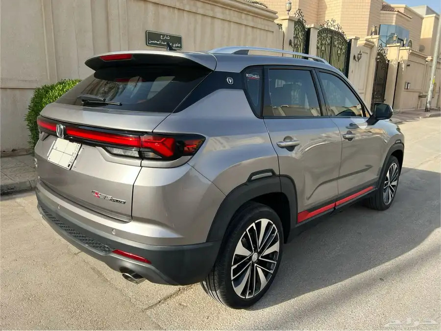 شانجان CS35 PLUS فل كامل داخلية أحمر 2023 ممشى 11900 كم فقط 4