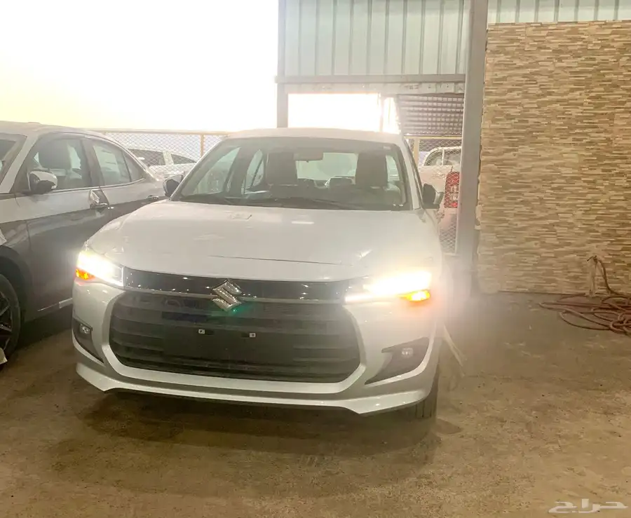سوزوكي ديزاير فل الشكل الجديد 2025 GLX بسعر طيب 1
