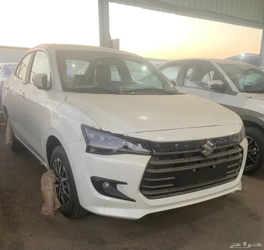 سوزوكي ديزاير فل الشكل الجديد 2025 GLX بسعر طيب 5