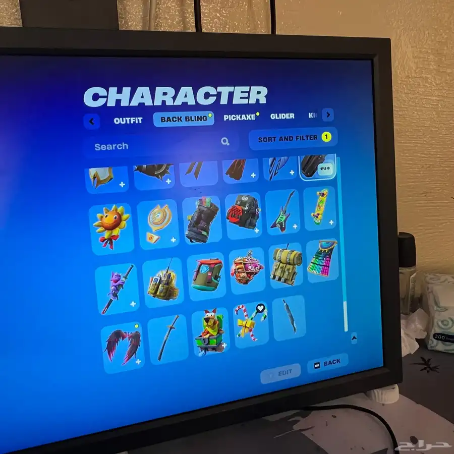 حساب فورتنايت للبيع السيزون الخامس وسكنات طور الزومبي القديم 14