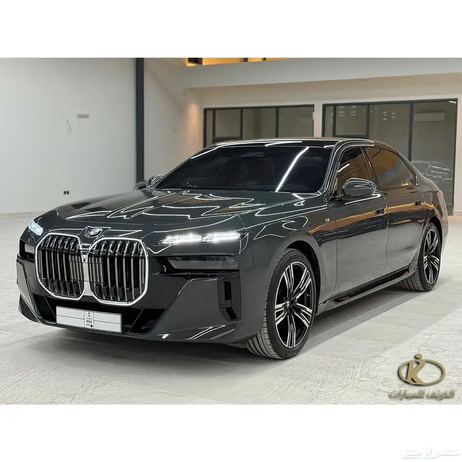 بي ام دبليو - 740i 2023 ناغي - عداد 24 الف فقط 0