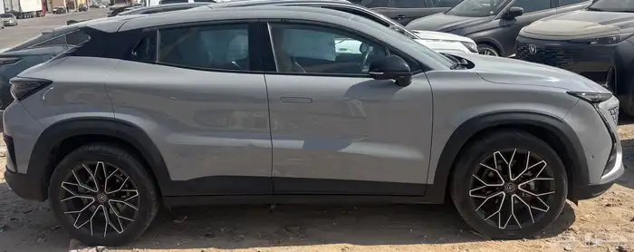 شانجان يوني تي 2023 3