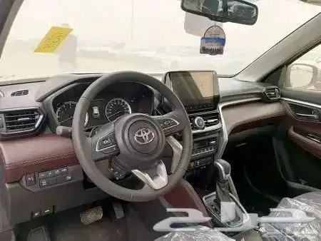 تويوتا اوربان كروز 2025 جميع الفئات والالوان اقوى العروض 11