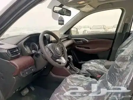 تويوتا اوربان كروز 2025 جميع الفئات والالوان اقوى العروض 12