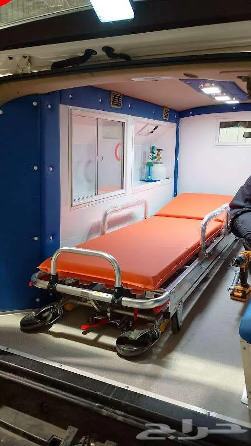 Ambulance Vehicle Outfitting 28