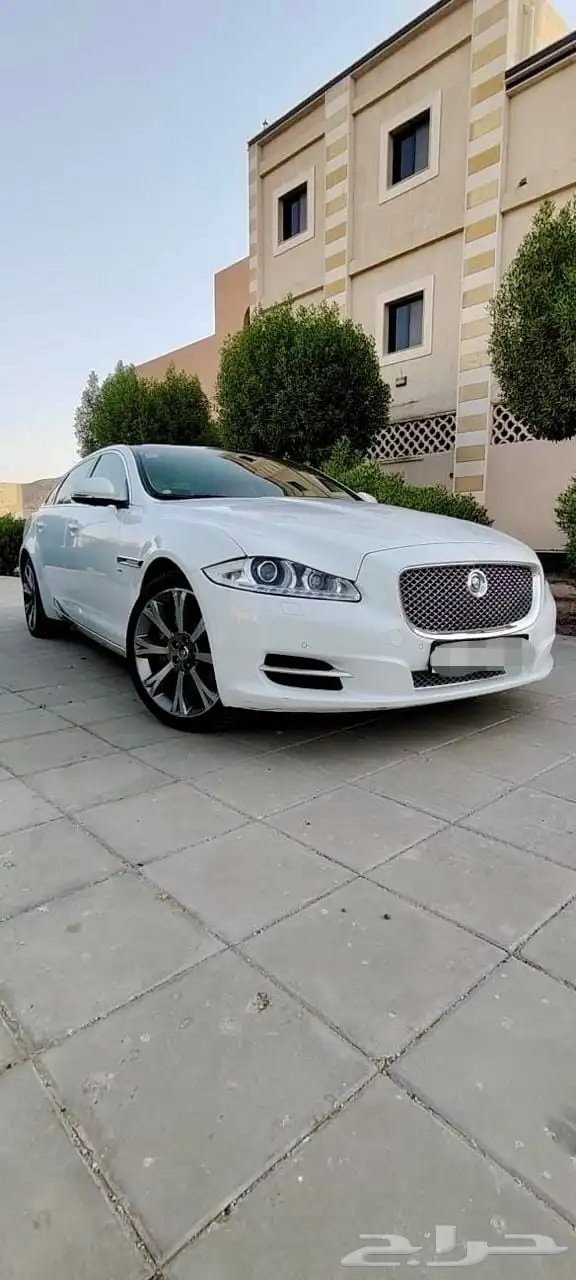 جاكور XJ لونج فل كامل عداد 50 الف فقط مخزن بايكه 12