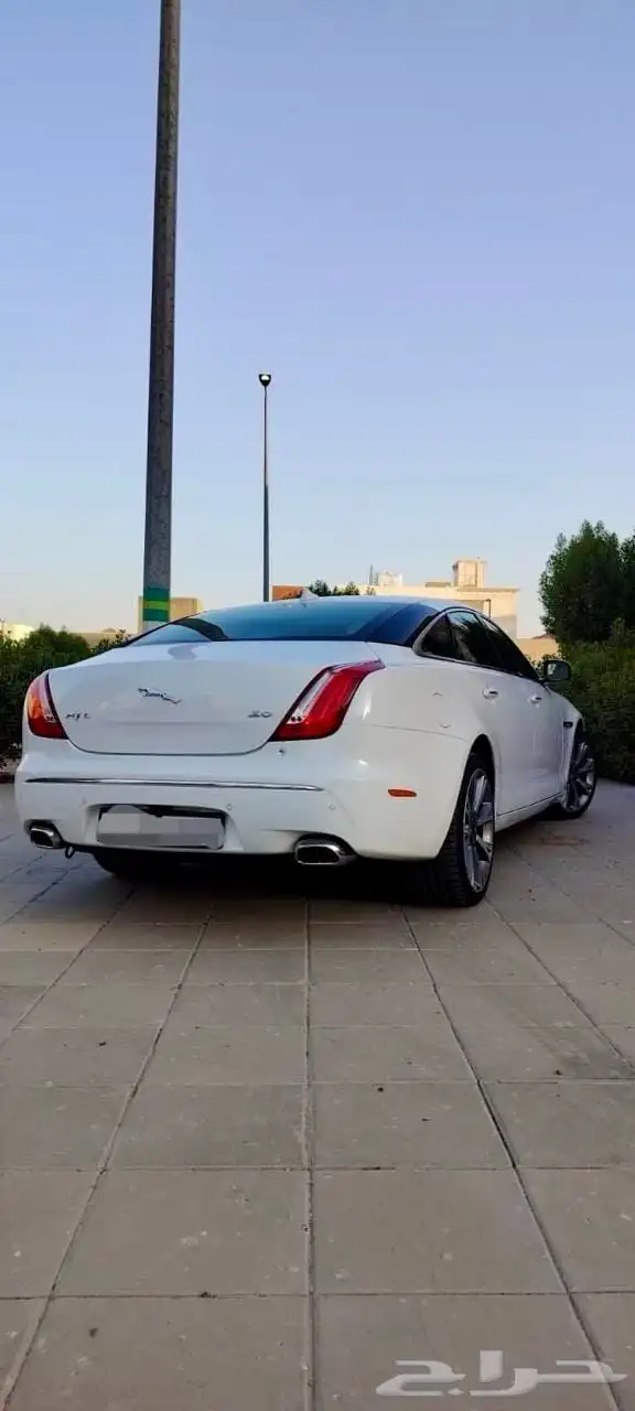 جاكور XJ لونج فل كامل عداد 50 الف فقط مخزن بايكه 13