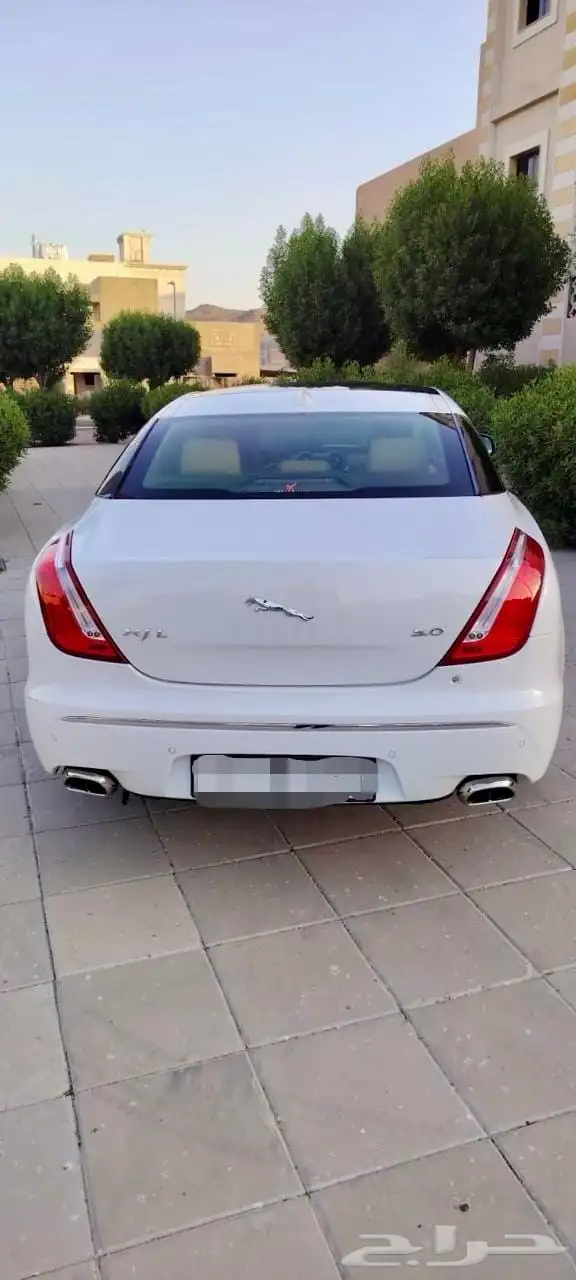 جاكور XJ لونج فل كامل عداد 50 الف فقط مخزن بايكه 8