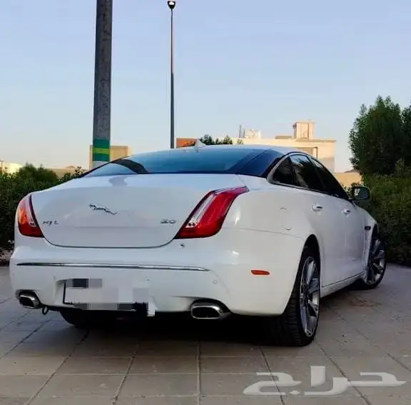 جاكور XJ لونج فل كامل عداد 50 الف فقط مخزن بايكه 11