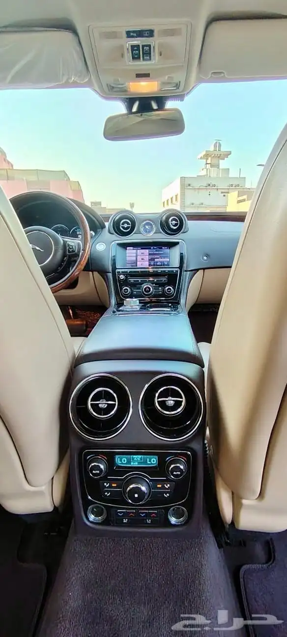 جاكور XJ لونج فل كامل عداد 50 الف فقط مخزن بايكه 21