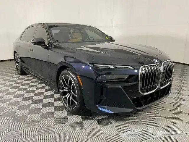Bmw 740i 2023 2