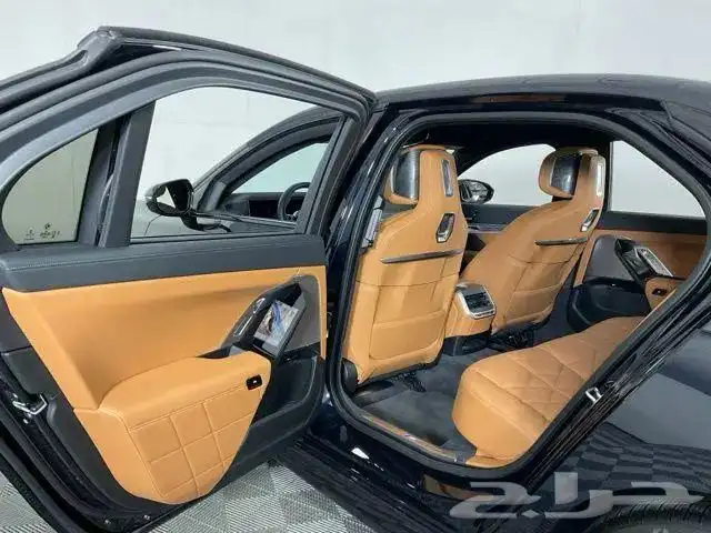 Bmw 740i 2023 25