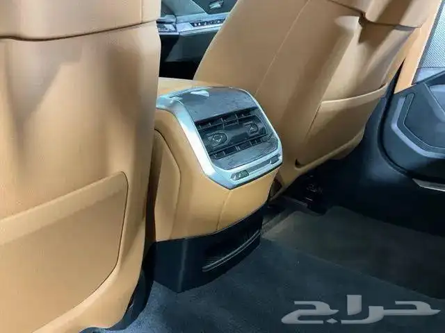 Bmw 740i 2023 9