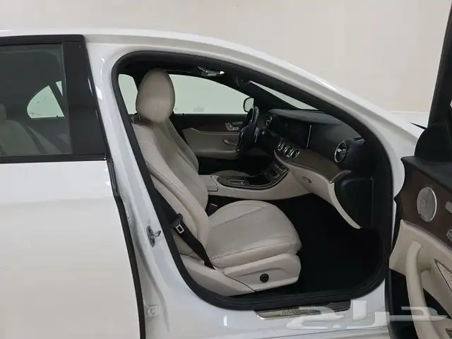 مرسيدس E350 2021 kit amg سقف بانوراما نايت بكج 11