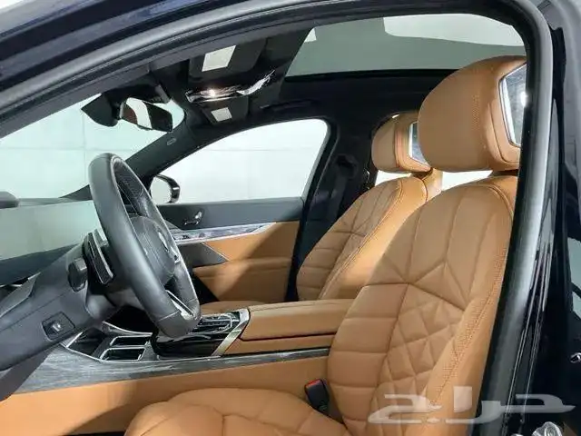 Bmw 740i 2023 22