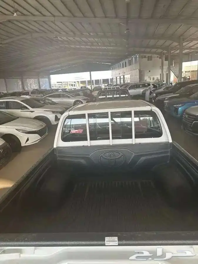 تويوتا هايلوكس غمارتين GL2 ديزل دبل سلق 2025 كاش واقساط 5