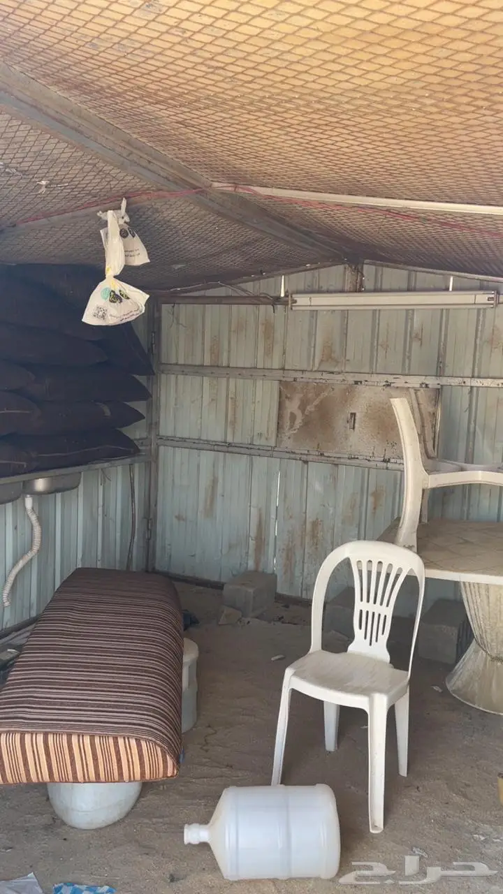 بيت شعر 8 5 ومطبخ 2 3 للبيع 2