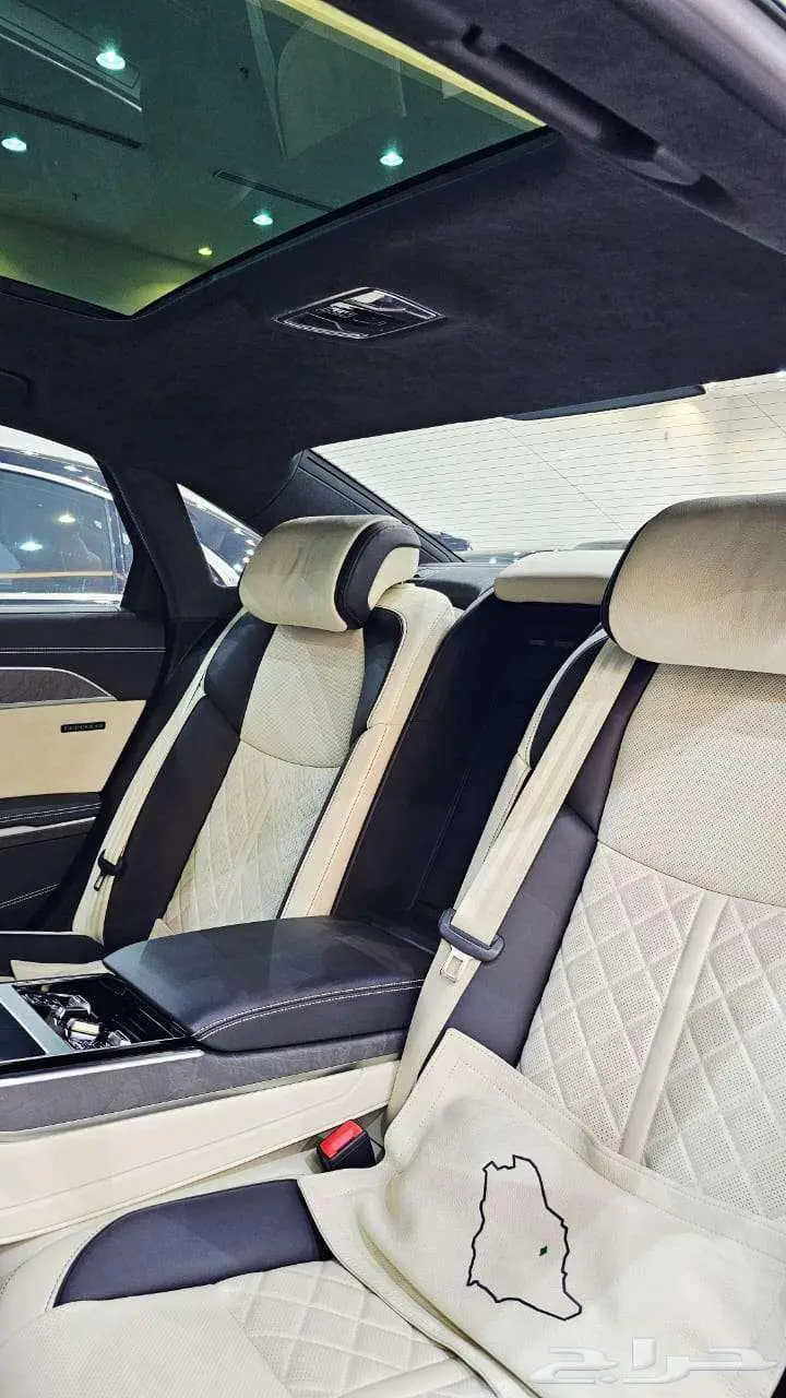 اودي A8 L موديل 2023 اصدار خاص 6