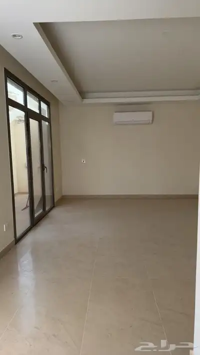 للبيع فيلا في الرمال مؤثثه ( حره) 3