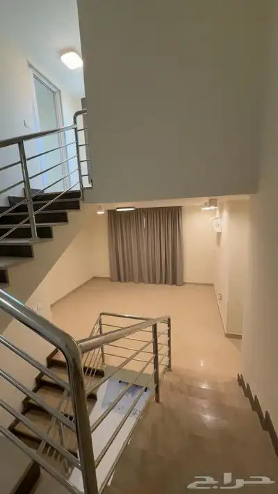 للبيع فيلا في الرمال مؤثثه ( حره) 15