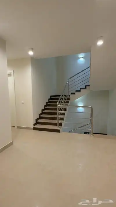 للبيع فيلا في الرمال مؤثثه ( حره) 10