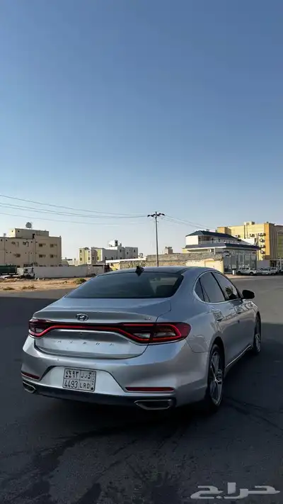 هونداي ازيرا 10