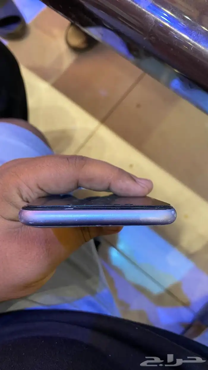 للبيع آيفون 11 5