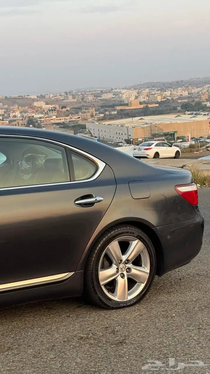لكزس LS460 لارج مخزنه للبيع او البدل index
