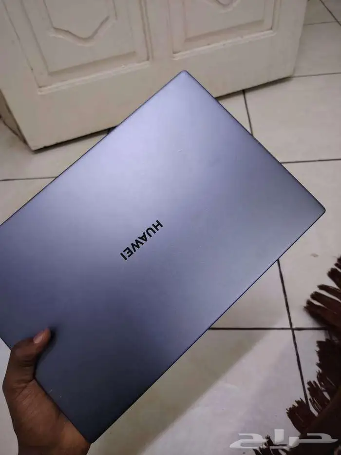 لابتوب هواوي ميت بوك 4