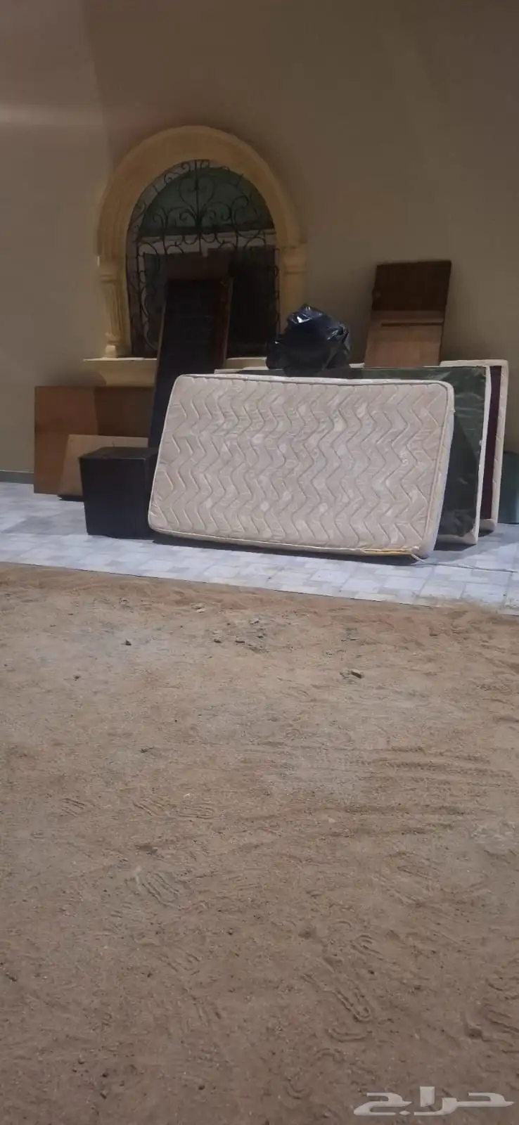 لدي اثاث منوع للبيع جملة 6
