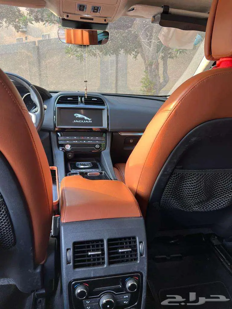 جاكوار اف بيس 2019 Jaguar F-PACE index