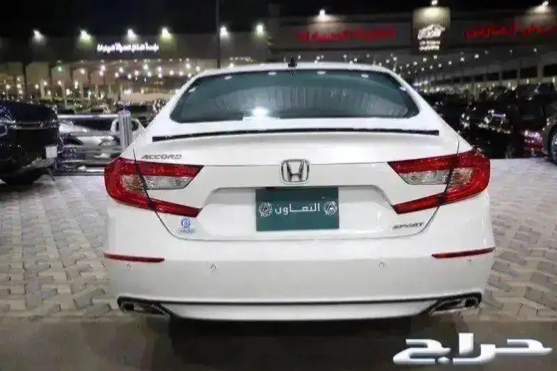 هوندا اكورد سبورت نص فل مخمل فتحة سقف موديل 2022 8