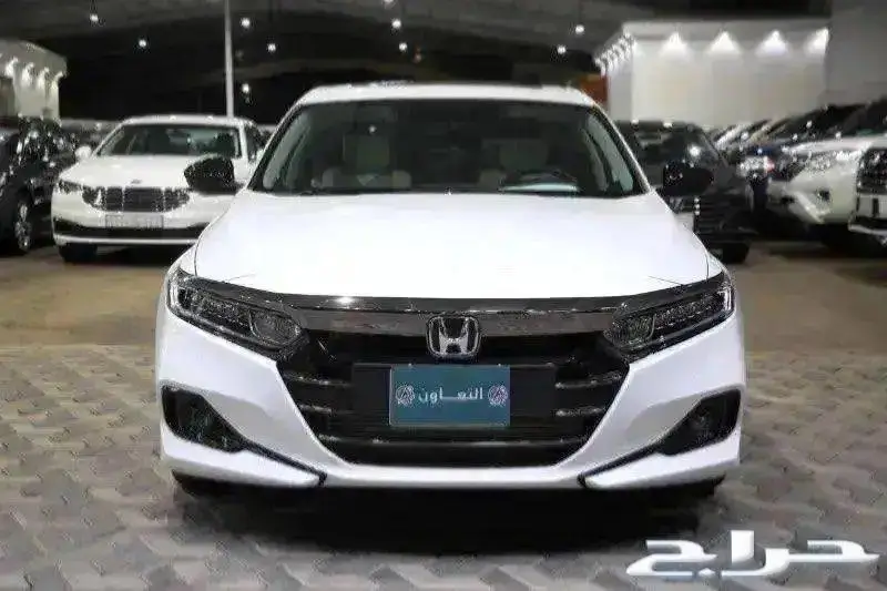 هوندا اكورد سبورت نص فل مخمل فتحة سقف موديل 2022 1