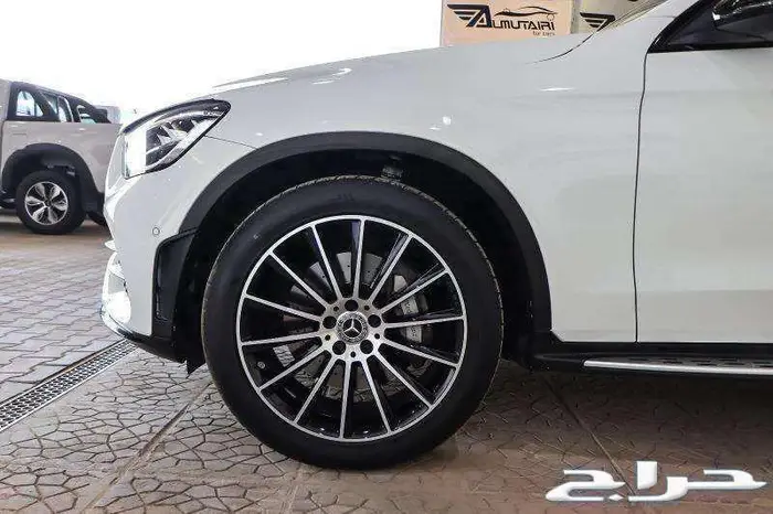 مرسيدس GLC 200 موديل 2021 3