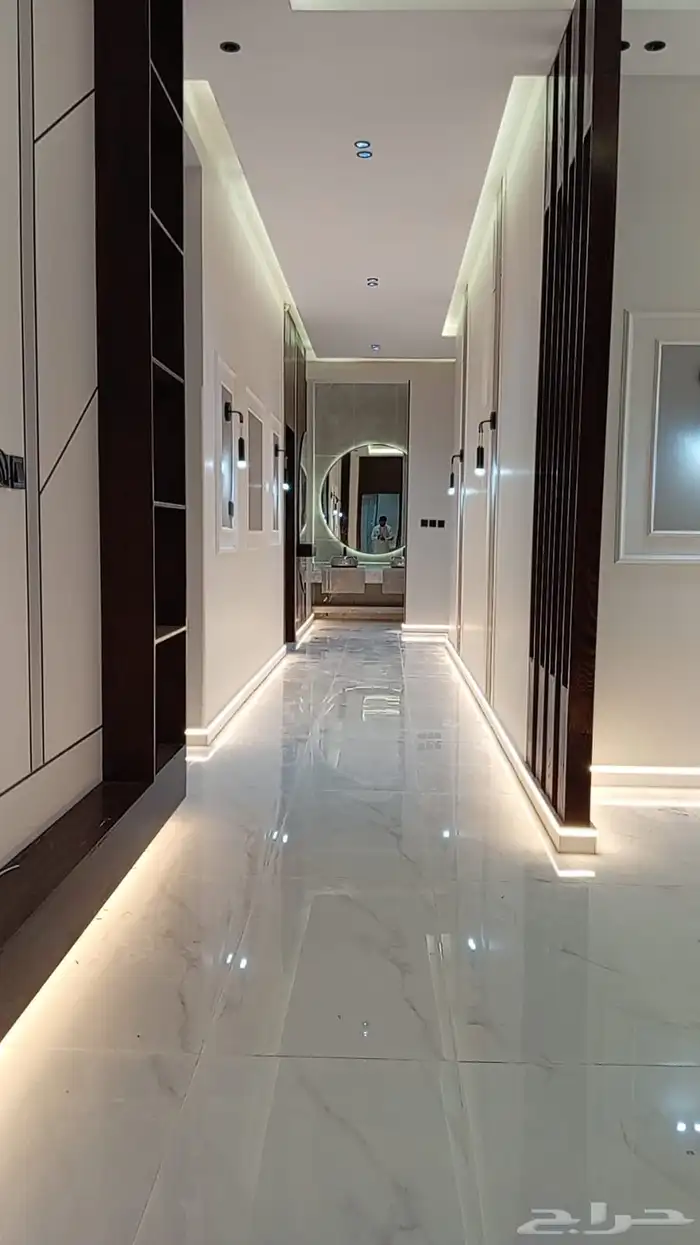 للبيع دور وملحق بحفرالباطن حي اليرموك 4