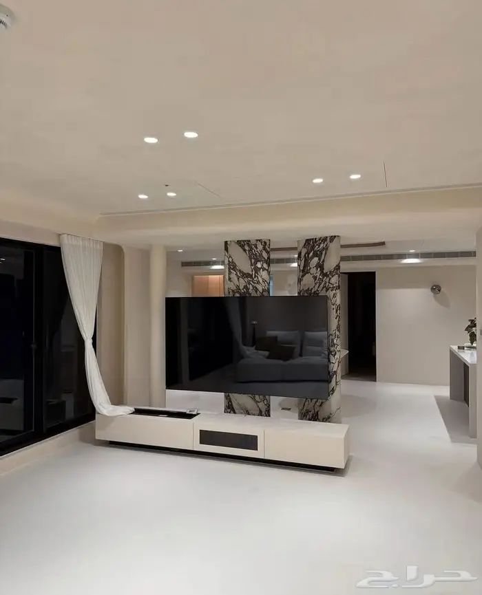 أرضيات مايكروسمنت - كونكريت - توبكريت CREATIVE CONCRETE 4