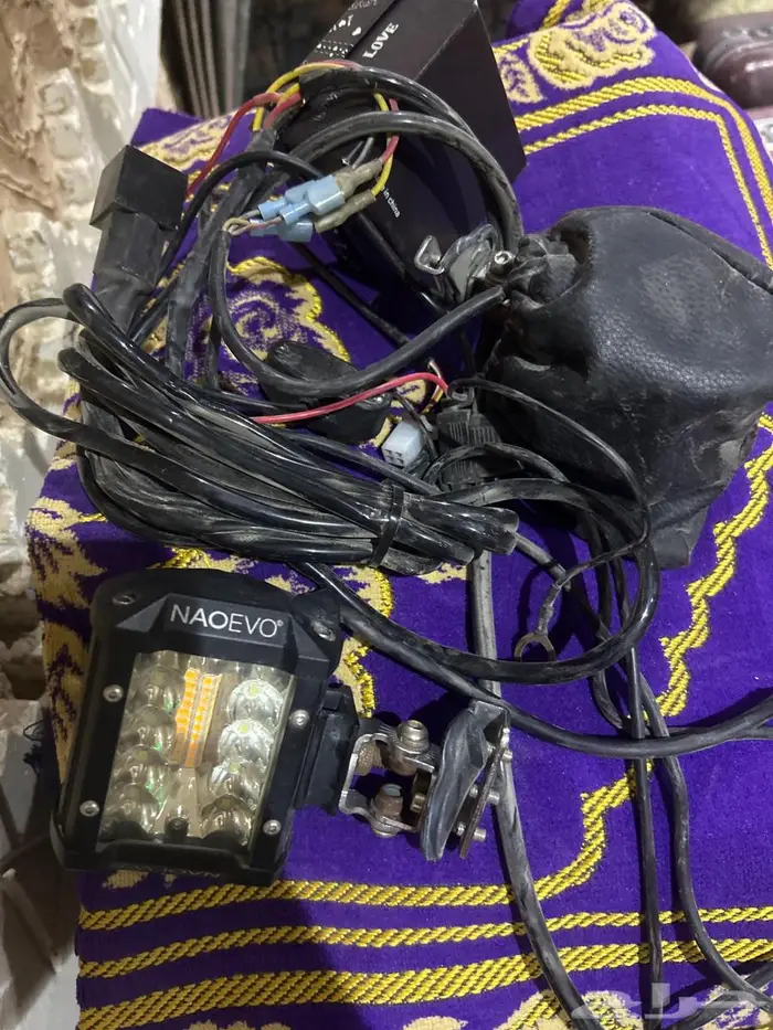 كشافات كبوت 0