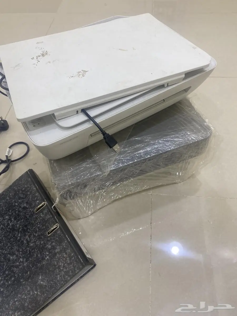 كمبيوتر مكتبي وطابعه ليزر وطابعة كودات وجهاز جرد مستودعات 4