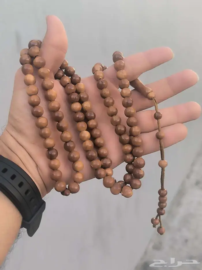 ثلاث سبح كوك وباي زهر وعظم 100 خرزه 2