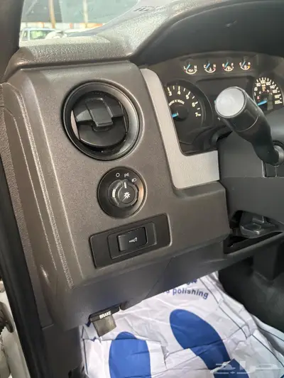 فورد f150 موديل 2013 ماشي 87 الف ابيض 8 سلندر بدون دبل 15