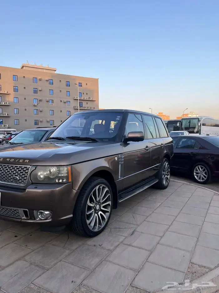 Range rover vogue 2011 1