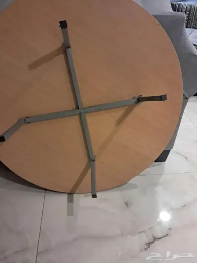 للبيع طاولة ارضية 3