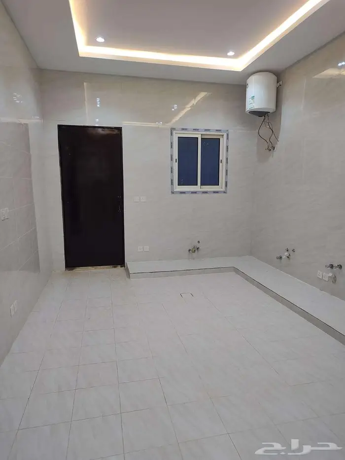 شقق للايجار بحي الجنادريه 0
