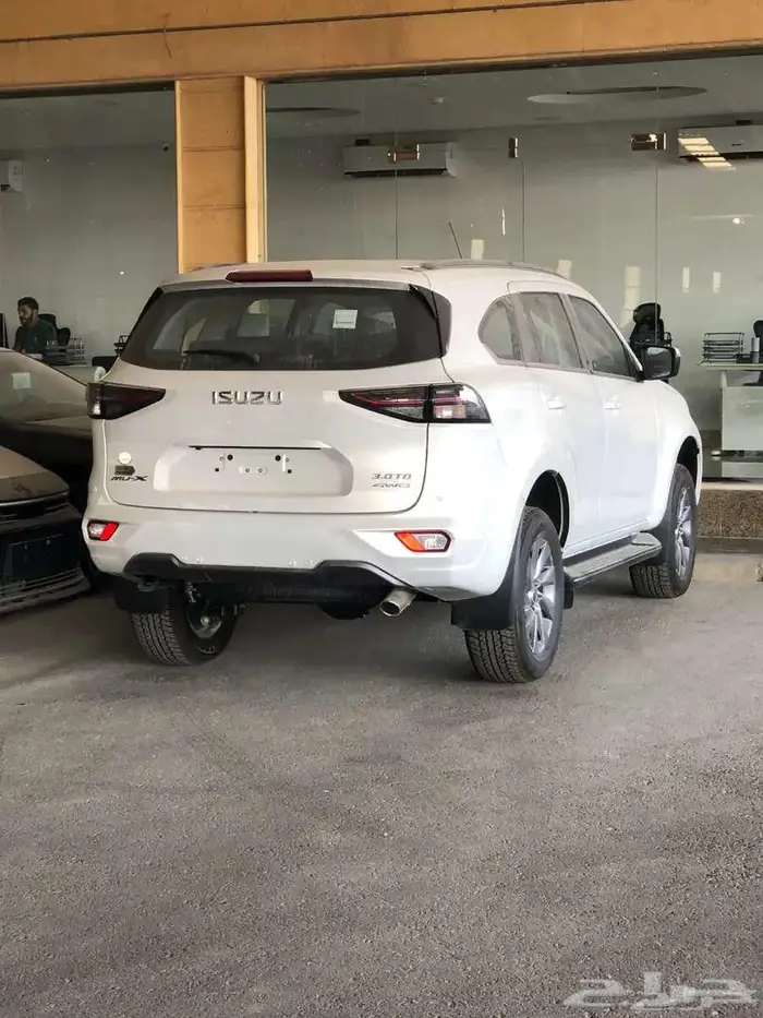 ايسوزو MUX فل كامل دبل ديزل سعودي 2024 متوفر لدى الحسن 2