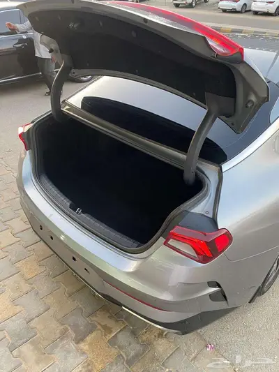 كيا 5 2020 عداد 125000 بنزين استاندر 8