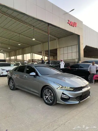 كيا 5 2020 عداد 125000 بنزين استاندر 0