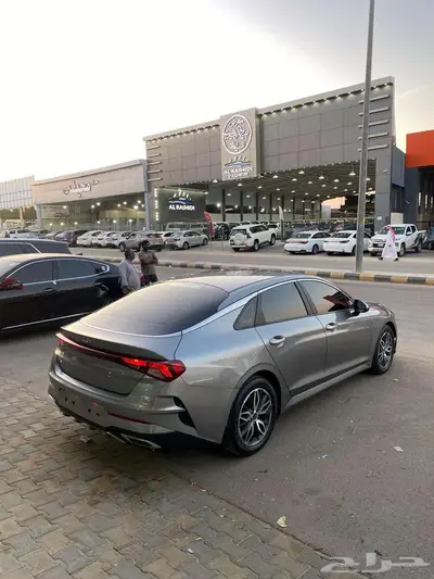 كيا 5 2020 عداد 125000 بنزين استاندر 12