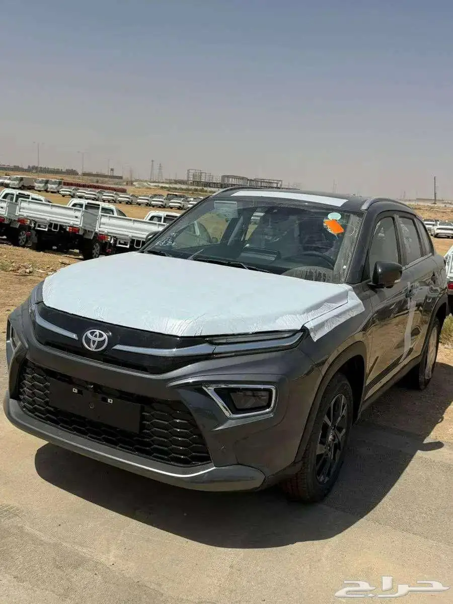تويوتا اوربان كروز GLX فل كامل 2025 0