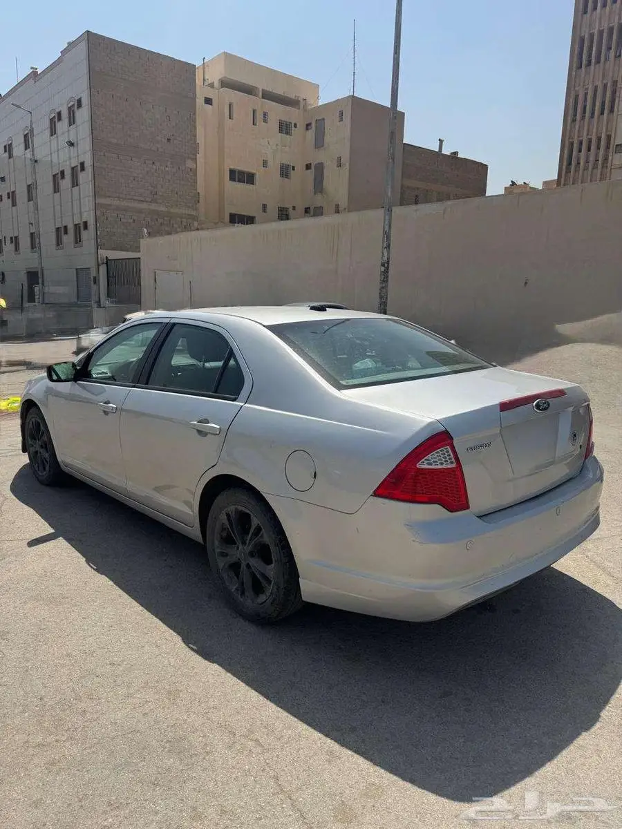 فورد فيوجن أوتوماتيك 2012 4